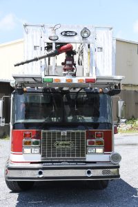 2000 E-One 95′ Aerial Platform Quint