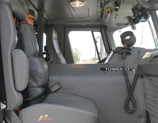 sold sold sold 2000 E-One 95′ Aerial Platform Quint full