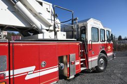 SOLD SOLD SOLD 1997 LTI 93′ Mid-Mount Aerial Platform full