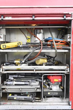 SOLD SOLD SOLD 2003 SEAGRAVE HEAVY DUTY NON WALK-IN EQUIPPED RESCUE full