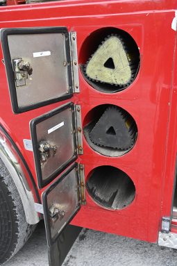 SOLD SOLD SOLD 2003 SEAGRAVE HEAVY DUTY NON WALK-IN EQUIPPED RESCUE full