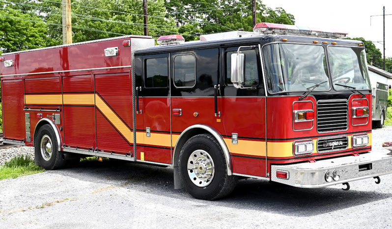 SOLD SOLD SOLD 2003 SEAGRAVE HEAVY DUTY NON WALK-IN EQUIPPED RESCUE full