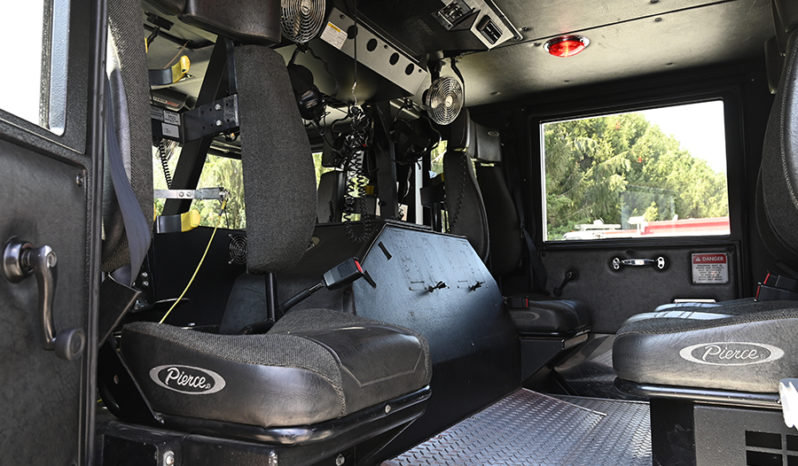 SOLD SOLD SOLD 2000 PIERCE SKY BOOM 61′ LADDER QUINT 1250/600 full