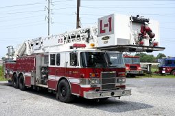 SOLD SOLD SOLD 1999 Pierce 100′ Aerial Platform Quint full