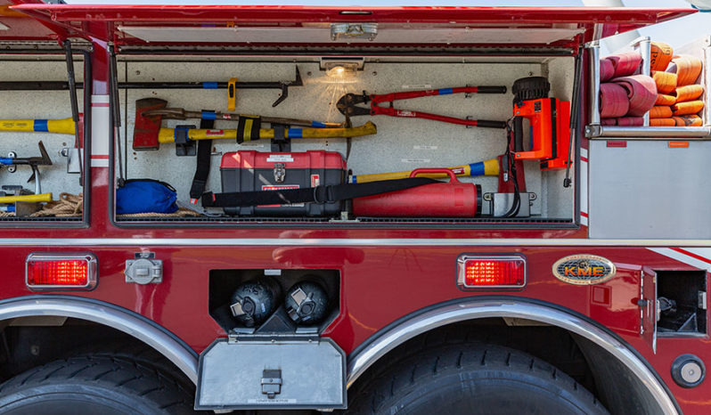 SOLD SOLD SOLD 2005 KME 95′ Mid-Mount Aerial Platform Quint full