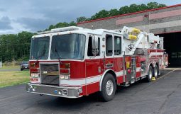 SOLD SOLD SOLD 2005 KME 95′ Mid-Mount Aerial Platform Quint
