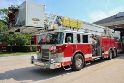 SOLD SOLD SOLD 1999 Pierce 100′ Aerial Platform Quint