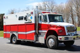 sold sold sold 2002 FREIGHTLINER HEAVY DUTY 4X4 WALK-IN RESCUE full