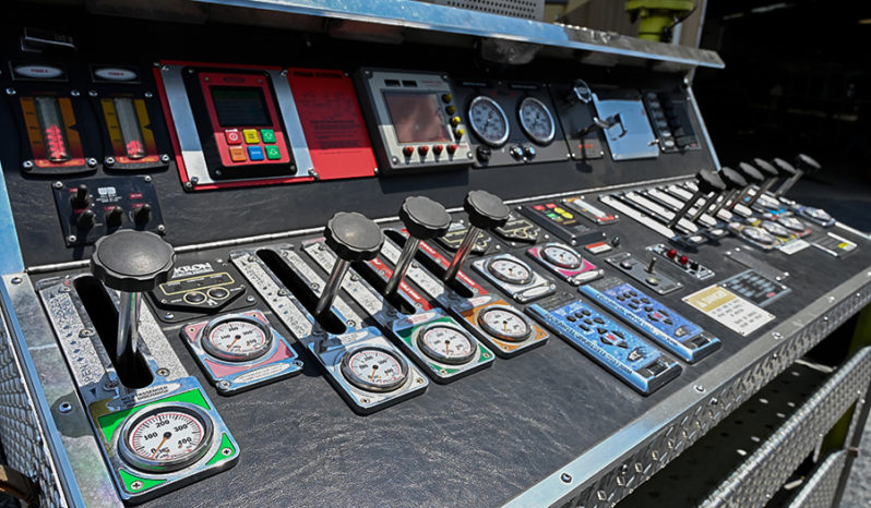 sold sold sold sold 2003 Pierce 2000/750 Pumper full