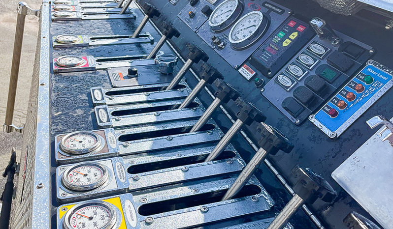 SOLD SOLD SOLD 2010 Kenworth/Pierce 1250/1000 Rural Pumper full