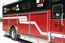 SOLD SOLD 2005 PIERCE HEAVY DUTY RESCUE full