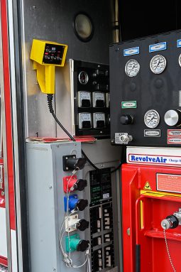 SOLD SOLD SOLD 2000 International/Pierce Air light Unit full