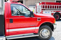 sold sold sold 2002 Ford 4X4 Mini Pumper 750 GPM/300 Tank full