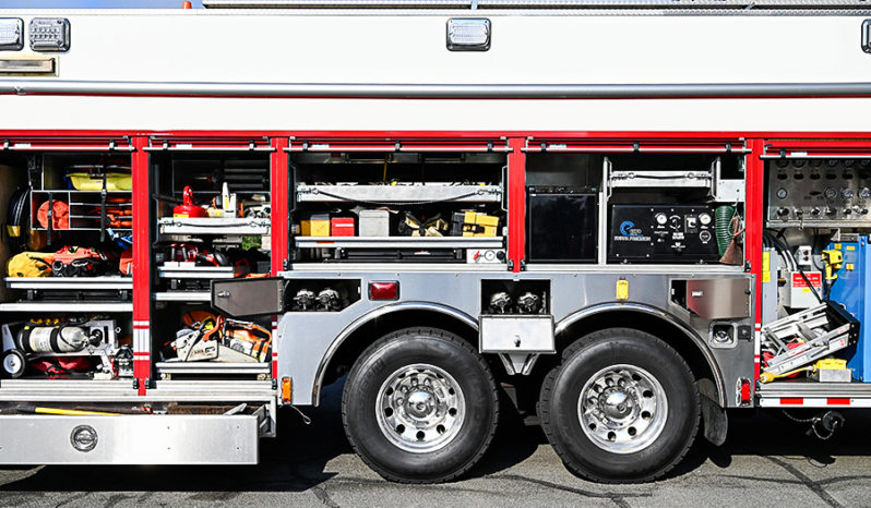 sold sold sold 2003 E-One Saulsbury Heavy Rescue full