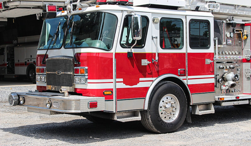 SOLD SOLD SOLD 2008 E-One 95′ Aerial Platform Quint full