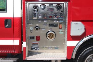 2016 Ford/4 Guys 4X4 Mini Pumper 750 GPM/290 Tank