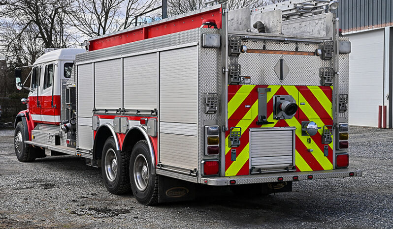 SOLD SOLD SOLD 2000 Freightliner 2000/2000  Pumper-Tanker full