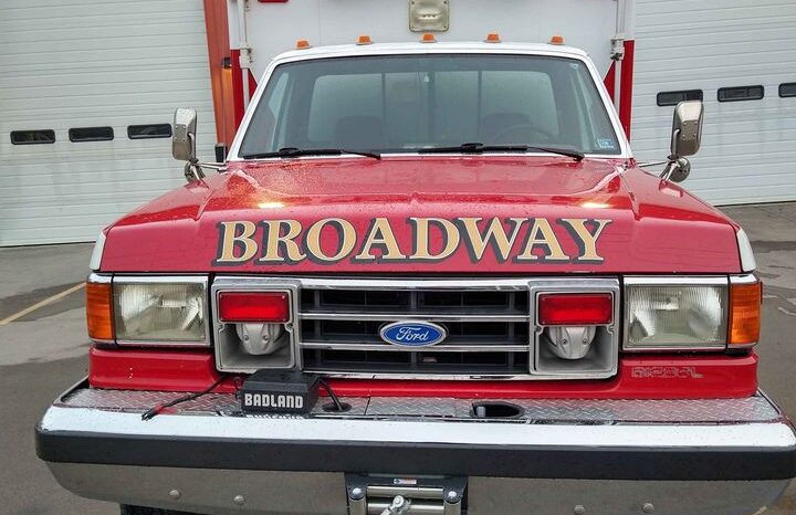SOLD SOLD 1990 Ford 4X4 Light Rescue / Utility Truck full