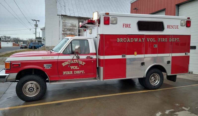 SOLD SOLD 1990 Ford 4X4 Light Rescue / Utility Truck full