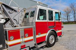 SOLD SOLD 1999 Sutphen 70′ Quint Midmount 1500/400 Platform full