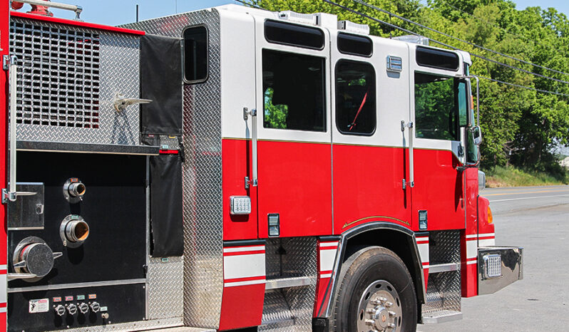 SOLD SOLD SOLD 2000 Pierce 2000/1000 Rural Pumper with 2020 Refurb full