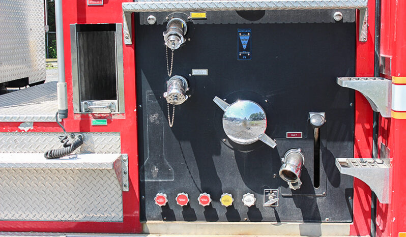 SOLD SOLD SOLD 2003 Freightliner 1500/1000 Rural Pumper full