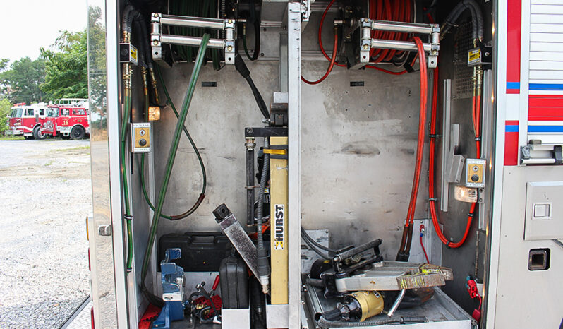 SOLD SOLD SOLD 2005 SPARTAN STAINLESS STEEL HEAVY DUTY WALK-IN RESCUE full