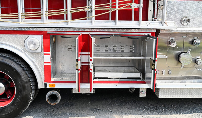 SOLD SOLD 1997 International/E-One 1500/1500  Pumper-Tanker full