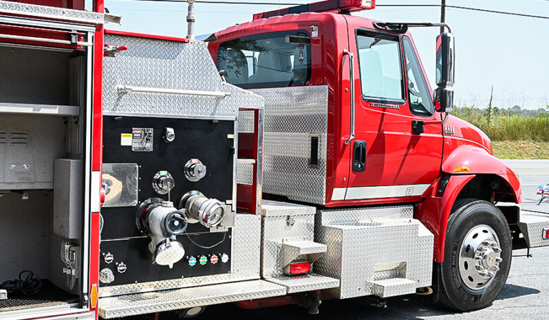 SOLD SOLD SOLD 2005 International/Pierce 1500/750 Top Mount Rural Pumper full