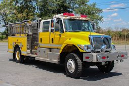 SOLD SOLD SOLD 2006 International 4X4 Pumper 1000/600 with pump and roll full
