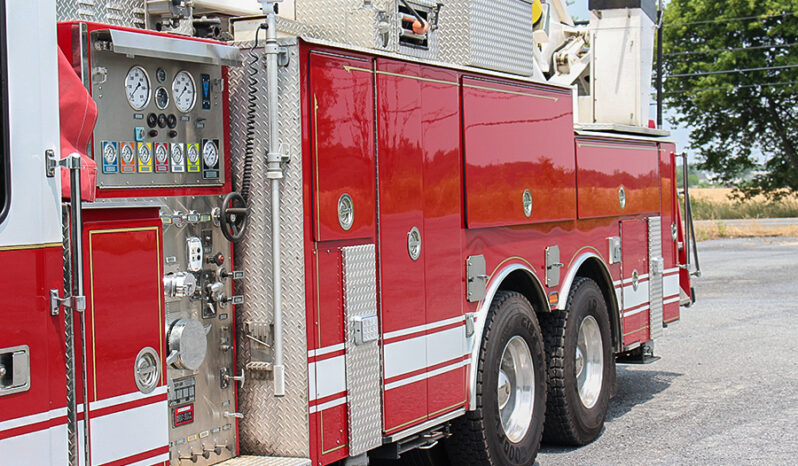 SOLD SOLD SOLD 1996 LTI 100′ Aerial Platform Quint with 2019 Refurb full