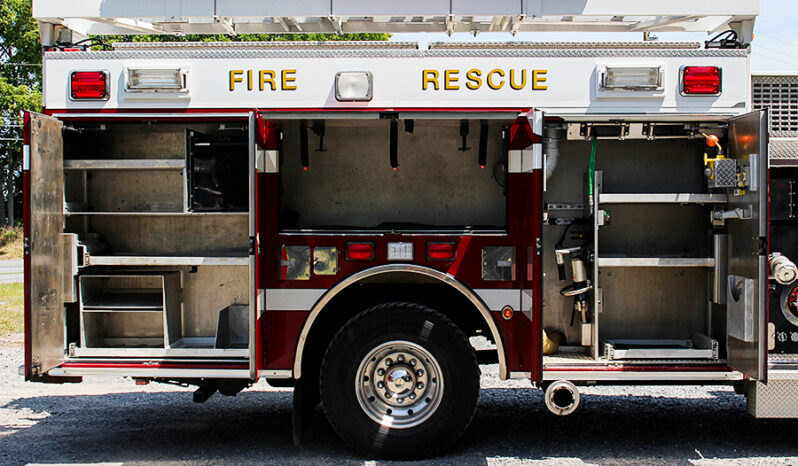 SOLD SOLD SOLD 2006 Pierce 2000/750 Rescue Pumper full