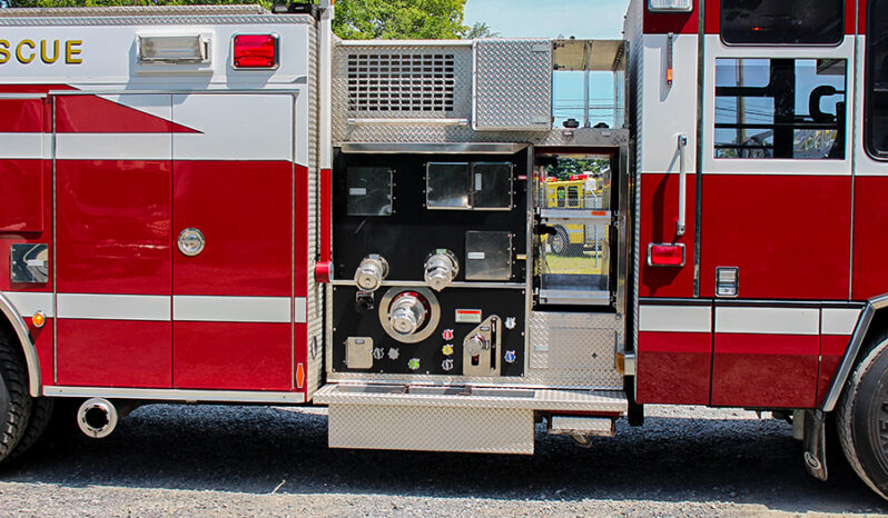 SOLD SOLD SOLD 2006 Pierce 2000/750 Rescue Pumper full