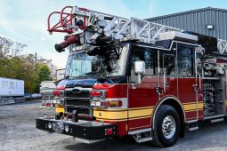 SOLD SOLD SOLD 2009 Pierce 75′ ALUMINUM LADDER Quint 1500/400 full