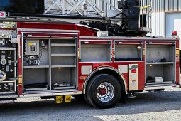 SOLD SOLD SOLD 2009 Pierce 75′ ALUMINUM LADDER Quint 1500/400 full