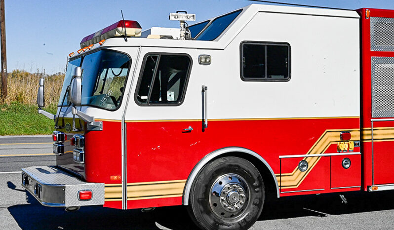 sold sold sold 2001 E-One Heavy Rescue Command Unit full