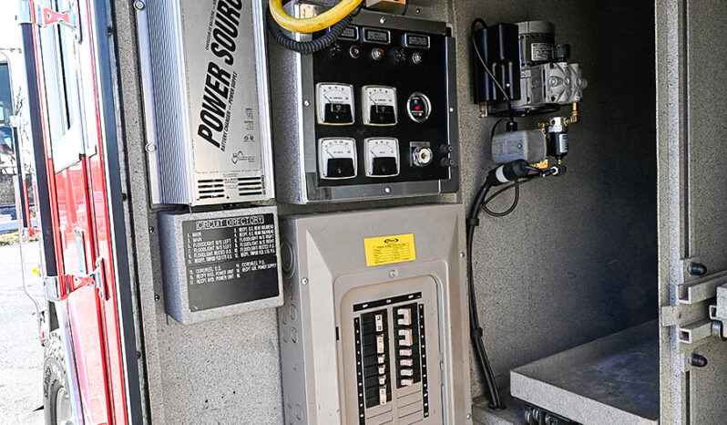 SOLD SOLD SOLD1998 Pierce Non Walk-In Heavy Rescue full