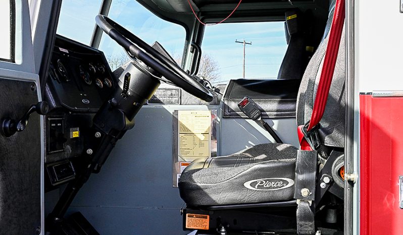 SOLD SOLD SOLD 2001 Pierce Non Walk-In Heavy Rescue full
