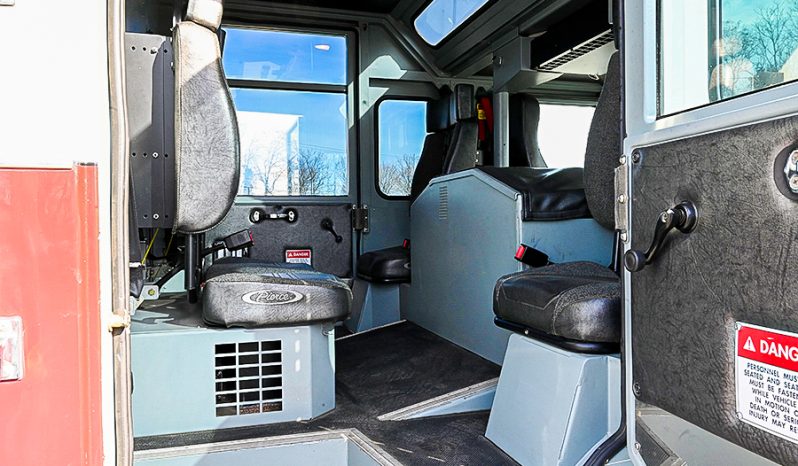 SOLD SOLD SOLD 2001 Pierce Non Walk-In Heavy Rescue full