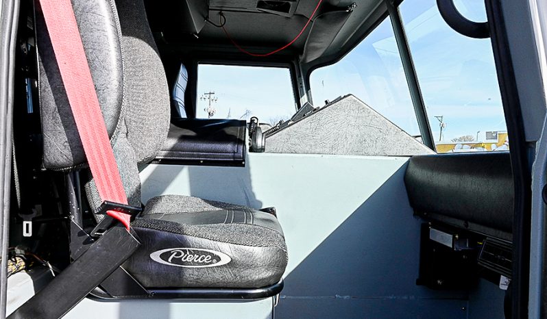 SOLD SOLD SOLD 2001 Pierce Non Walk-In Heavy Rescue full