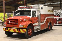 SOLD SOLD SOLD 1994 International/4 Guys Medium Duty Walk-In Rescue