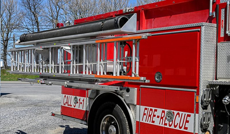 SOLD SOLD SOLD 2003 E-One 1500/1250 Rural Pumper With rear dump full