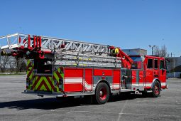 SOLD SOLD SOLD 2008 Sutphen 75′ Midmount Aerial Quint  1750/500 full