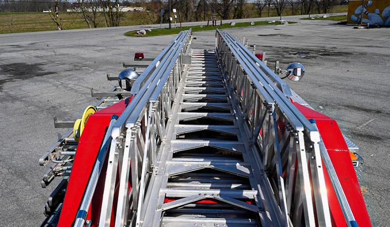 SOLD SOLD SOLD 2008 Sutphen 75′ Midmount Aerial Quint  1750/500 full