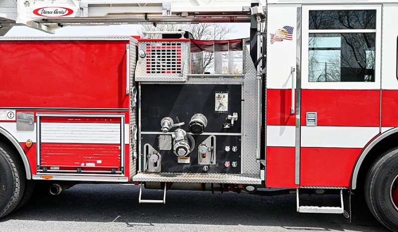 SOLD SOLD SOLD 2003 Pierce 75′ Quint 1500/500 full