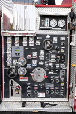 SOLD SOLD SOLD 2000 Pierce Lance 2000/500 Rescue Pumper full