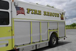SOLD SOLD SOLD 1998 E-One Non Walk-In Heavy Rescue with Cascade full