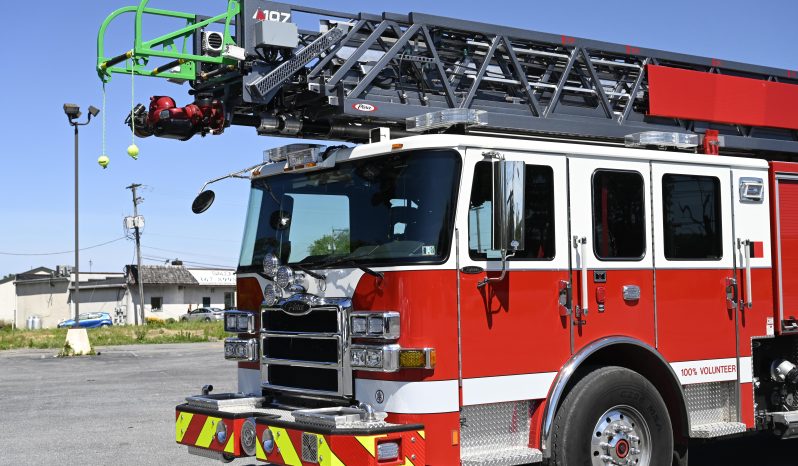 SOLD SOLD SOLD  2018 Pierce Enforcer 107′ Aerial Quint 1500/500 full