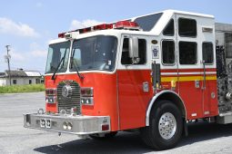 2005 KME 2000/750 Rescue Pumper with Light Tower full