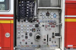 2005 KME 2000/750 Rescue Pumper with Light Tower full